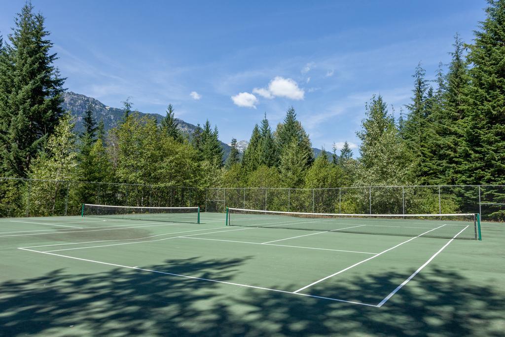Ubc Whistler Lodge Exteriér fotografie